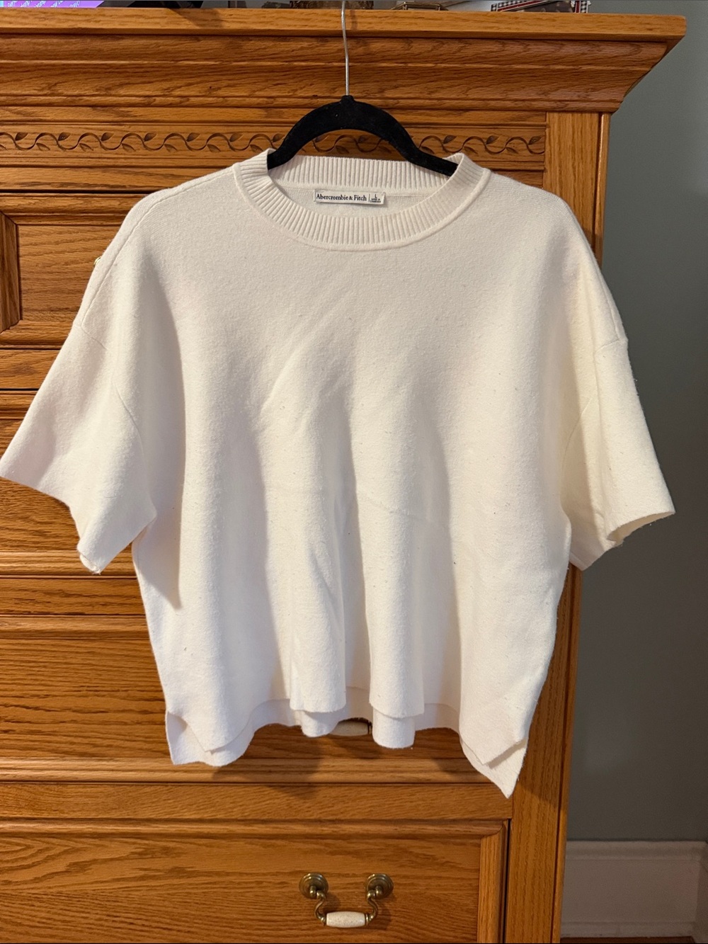 Abercrombie & Fitch Cream Short-Sleeve Knit Sweater